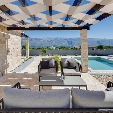 Stonehouse Milan Villa Ražanac Buitenkant foto