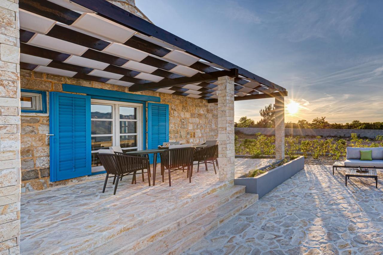 Stonehouse Milan Villa Ražanac Buitenkant foto